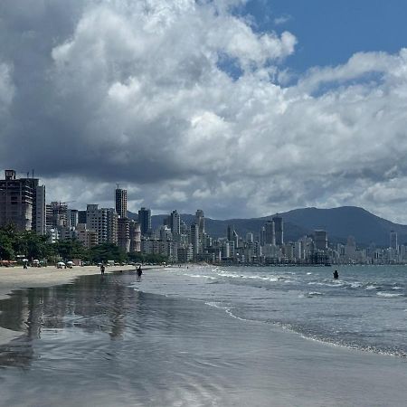 150M Da Praia Pereque, 3 Quartos, Amplo E Aconchegante بورتو بيلو المظهر الخارجي الصورة